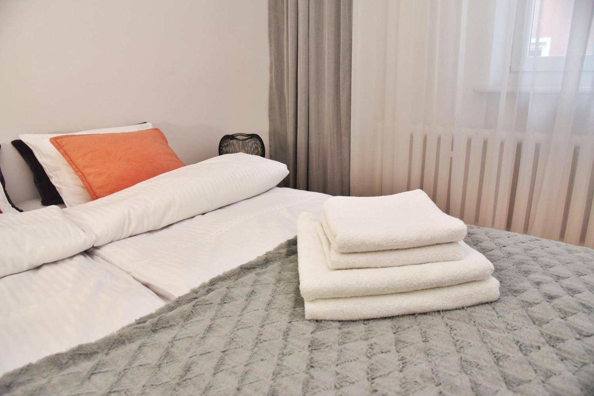 Good Feeling Rynek Wroclaw Apartment Exterior photo